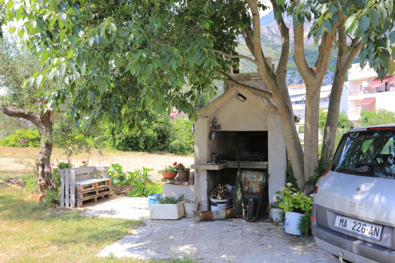 Apartments With A Parking Space Tucepi, Makarska - 6695 Exterior photo